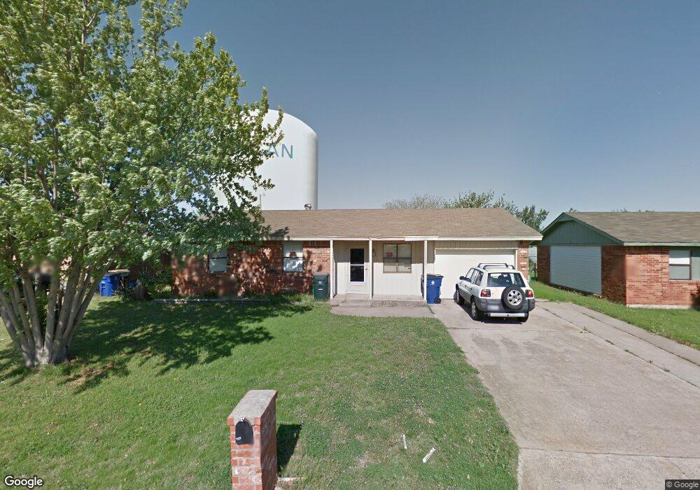 4219 Whispering Hills Dr, Duncan, OK 73533 - photo 1