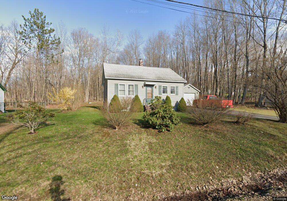 15 Elm St, Dexter, ME 04930 - photo 1