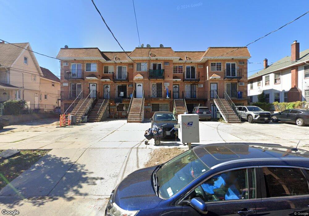 9140 193rd St, Hollis, NY 11423 - photo 1