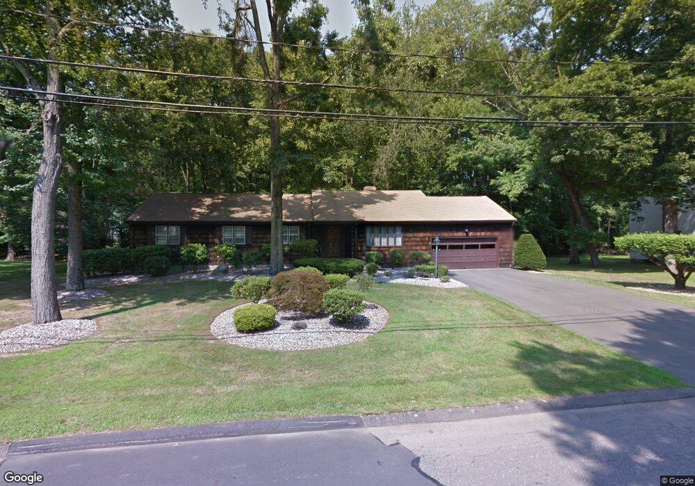 3 Pheasant Ln, Bloomfield, CT 06002 - photo 1