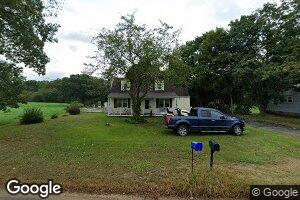 24 Lovers Ln, Windham, CT 06280