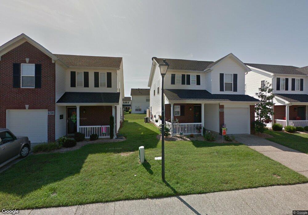 6634 Arbor Creek Dr unit 122, Louisville, KY 40228 - photo 1