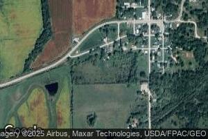 305 W Walnut St, Floris, IA 52560
