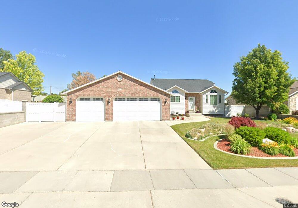 9324 Copper Ln, West Jordan, UT 84088 - photo 1