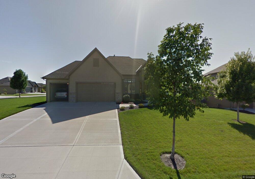 9630 Appleridge Ln, Lenexa, KS 66227 - photo 1