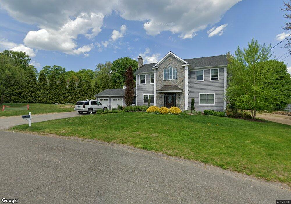 9 Dalecot Dr, Trumbull, CT 06611 - photo 1
