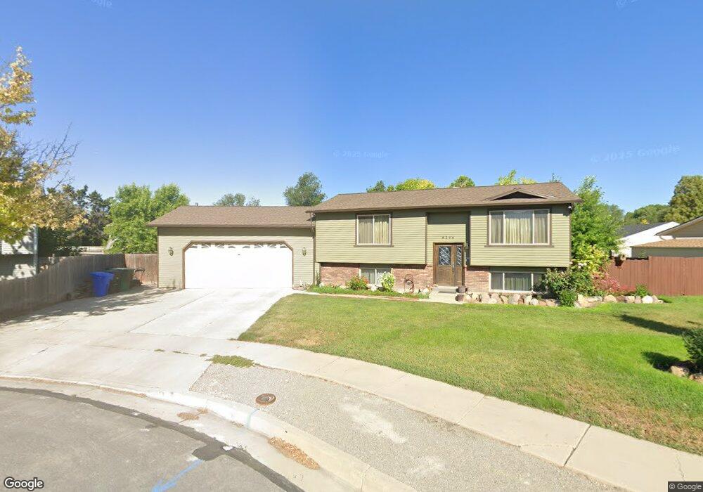 8246 S 1560 W, West Jordan, UT 84088 - photo 1