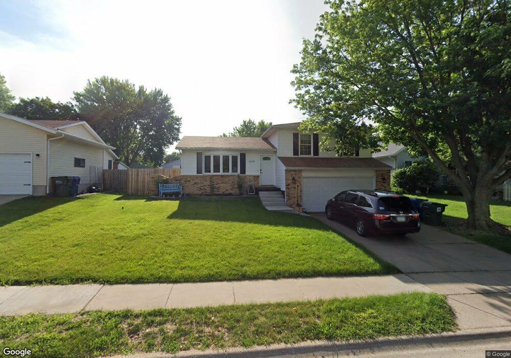 6619 Cresthill Dr, Davenport, IA 52806 - photo 1