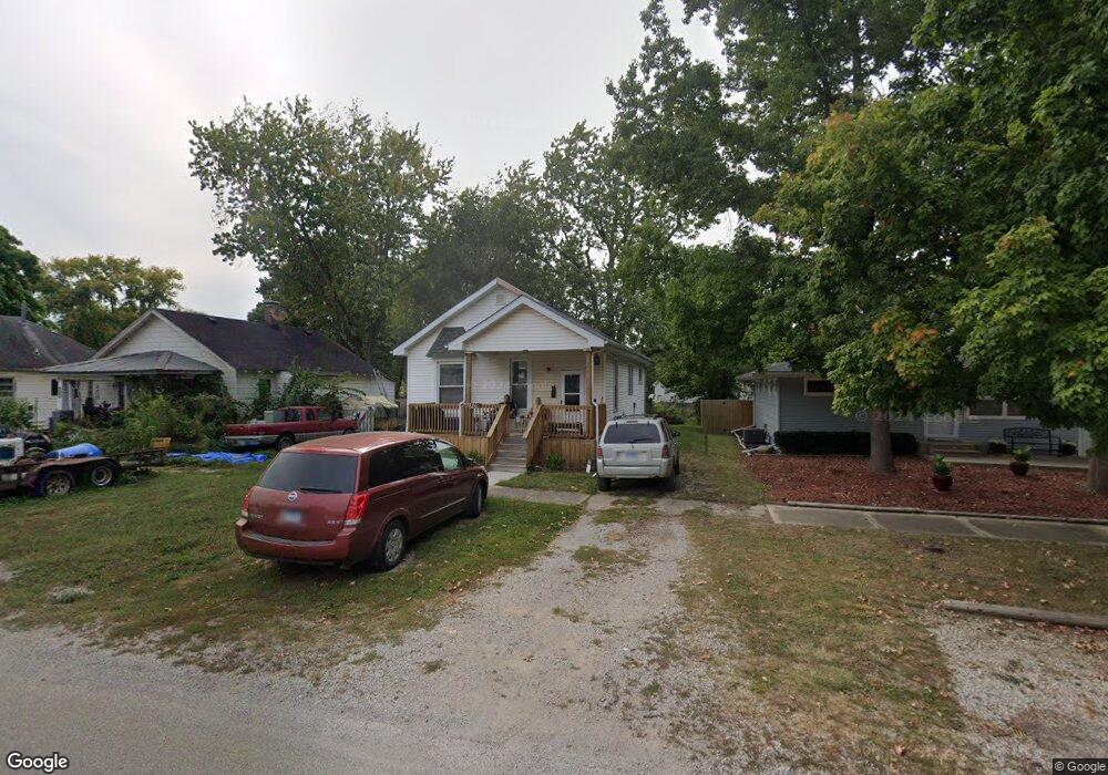 809 N 11th St, Mattoon, IL 61938 - photo 1