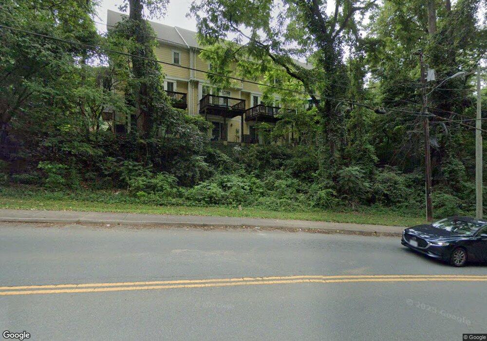 102 Melbourne Park unit B, Charlottesville, VA 22901 - photo 1