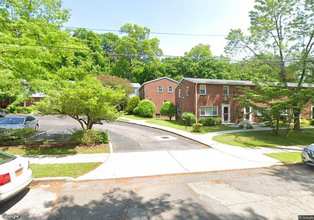 165 Charter Cir, Ossining, NY 10562 - photo 1