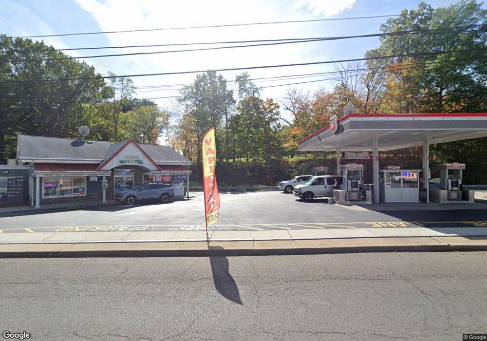 669 Somerset St, North Plainfield, NJ 07060 - photo 1