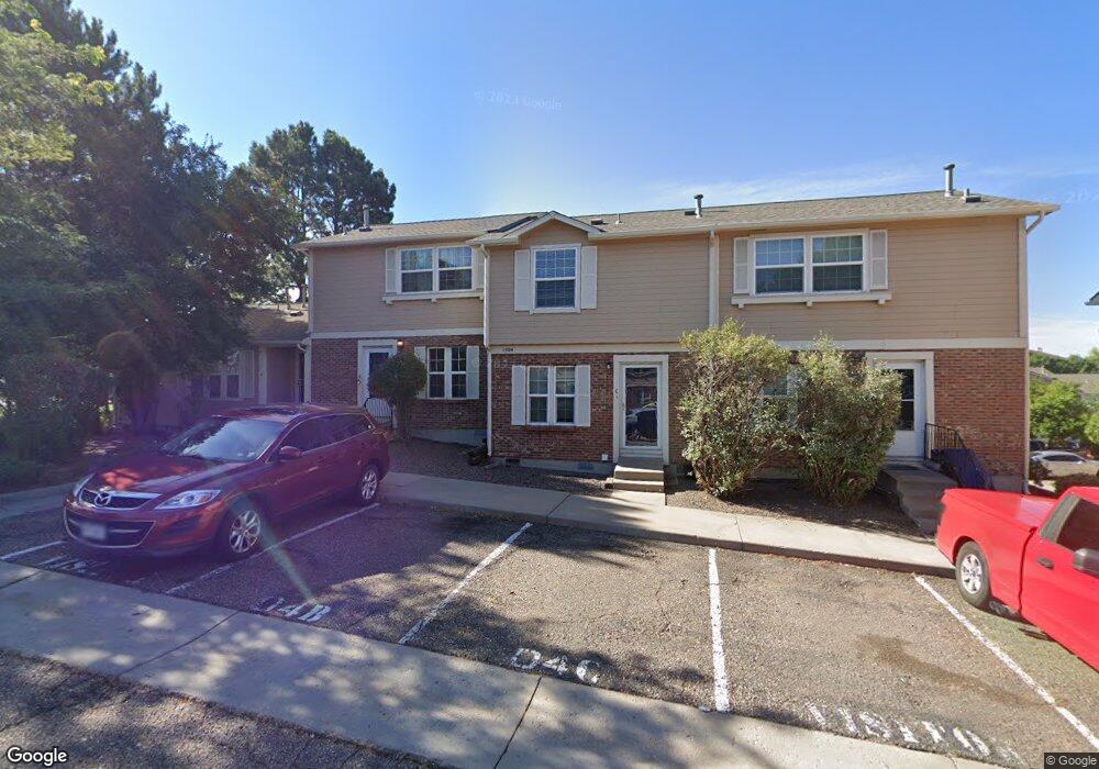 1504 S Ouray Cir unit A, Aurora, CO 80017 - photo 1