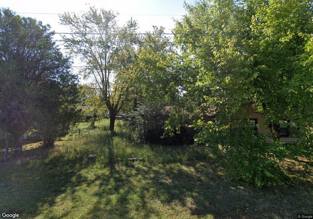 512 W Sequoyah St, Muldrow, OK 74948 - photo 1