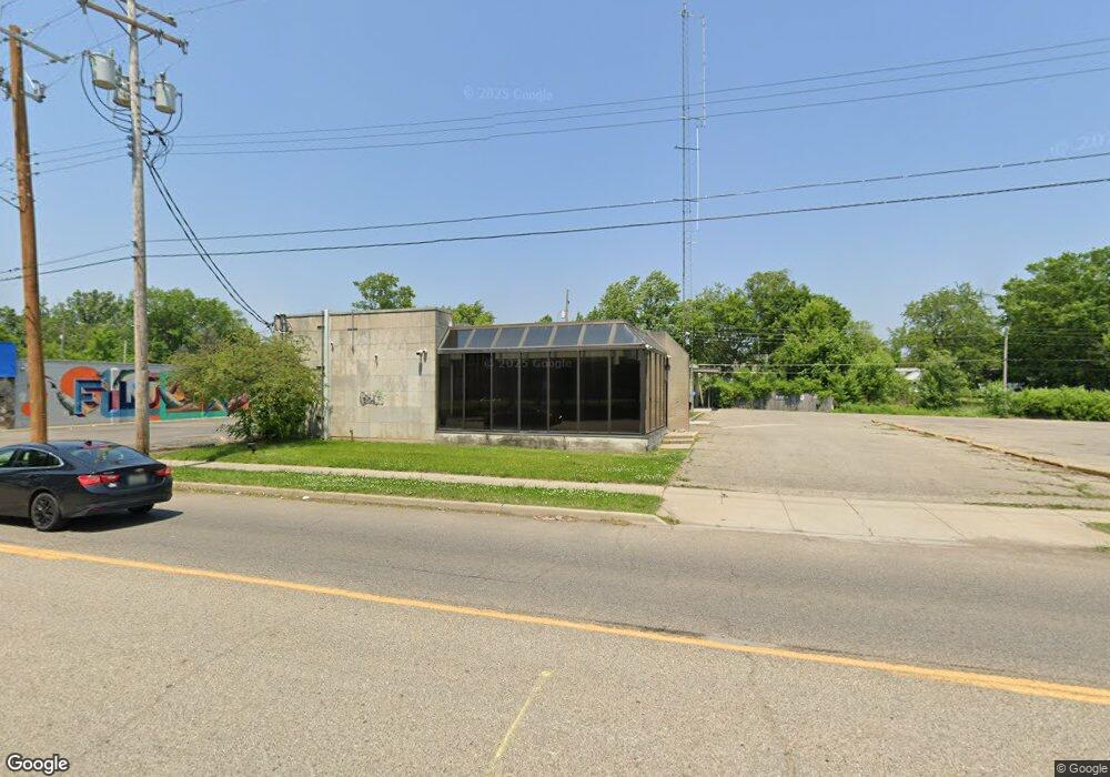 2732 Flushing Rd, Flint, MI 48504 - photo 1