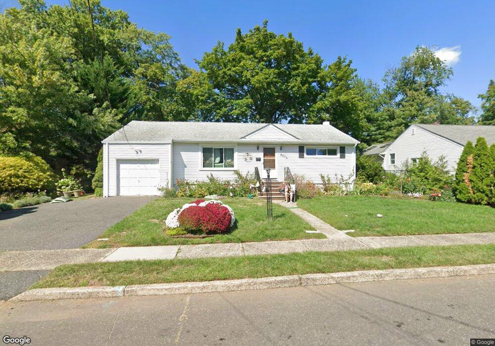 39-05 van Riper Place, Fair Lawn, NJ 07410 - photo 1