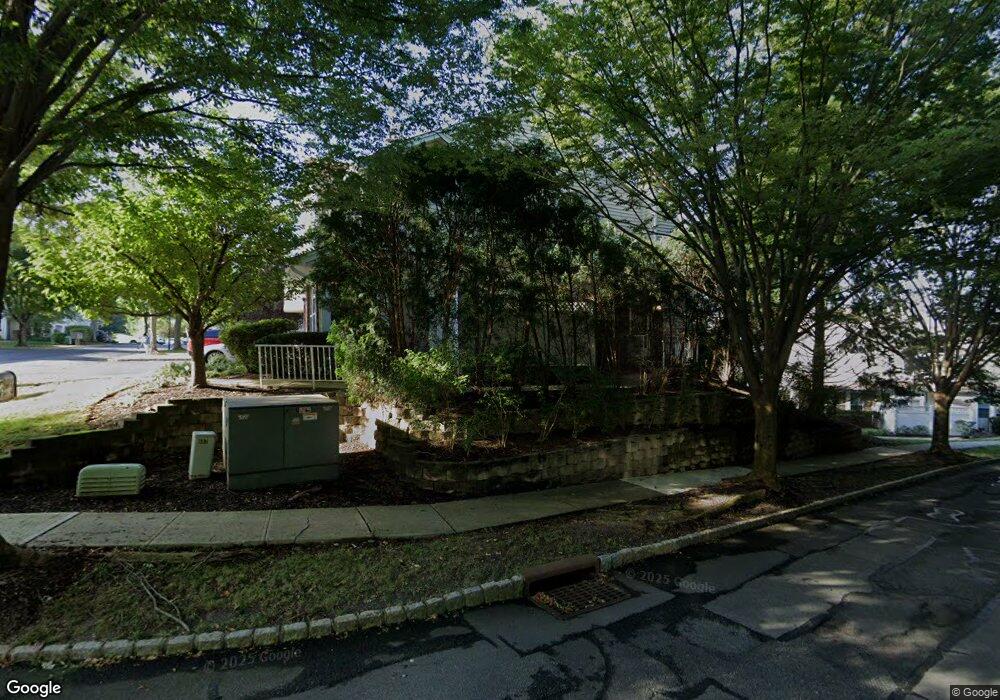 8 Wood Duck Pond Rd unit 208, Bedminster, NJ 07921 - photo 1