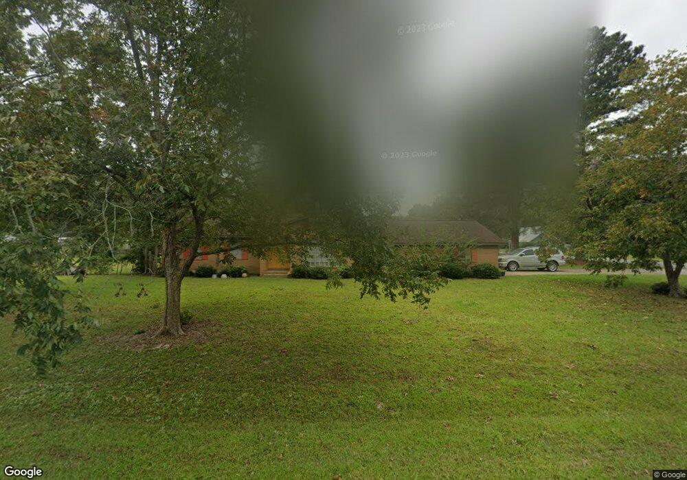 4 E Bennett Ave, Hazlehurst, GA 31539 - photo 1