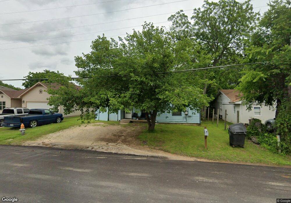 312 Erie St, Cleburne, TX 76031 - photo 1