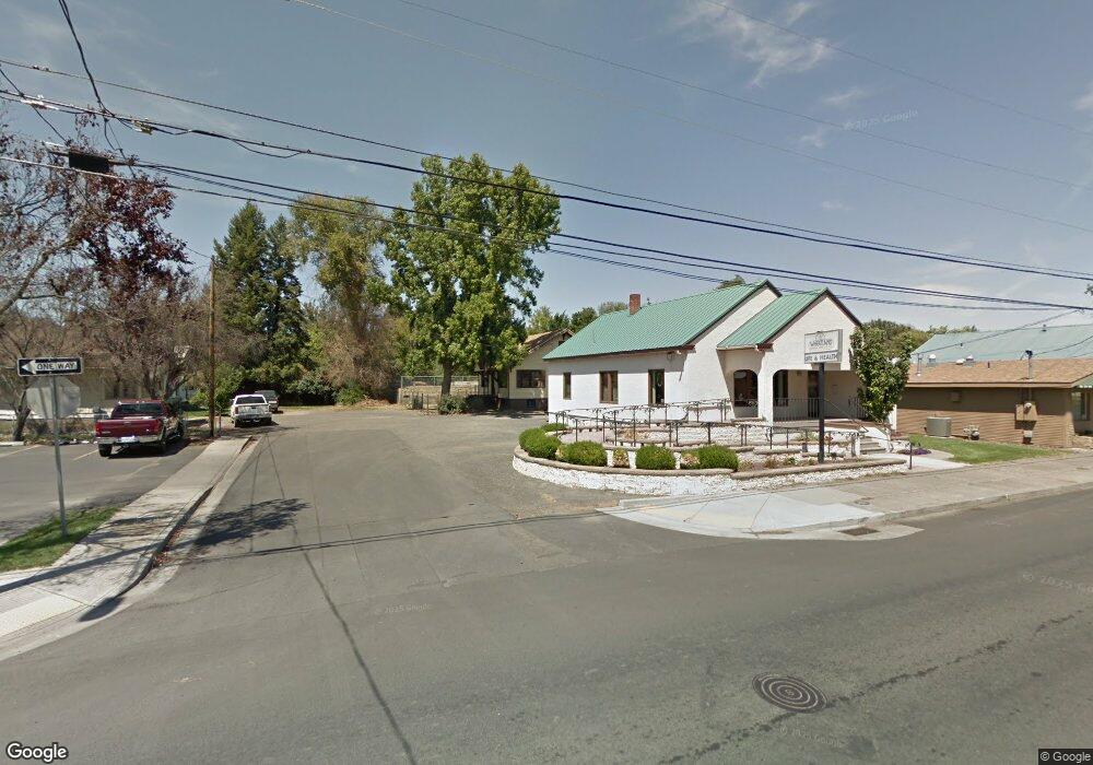 104 SW 9th St, Pendleton, OR 97801 - photo 1