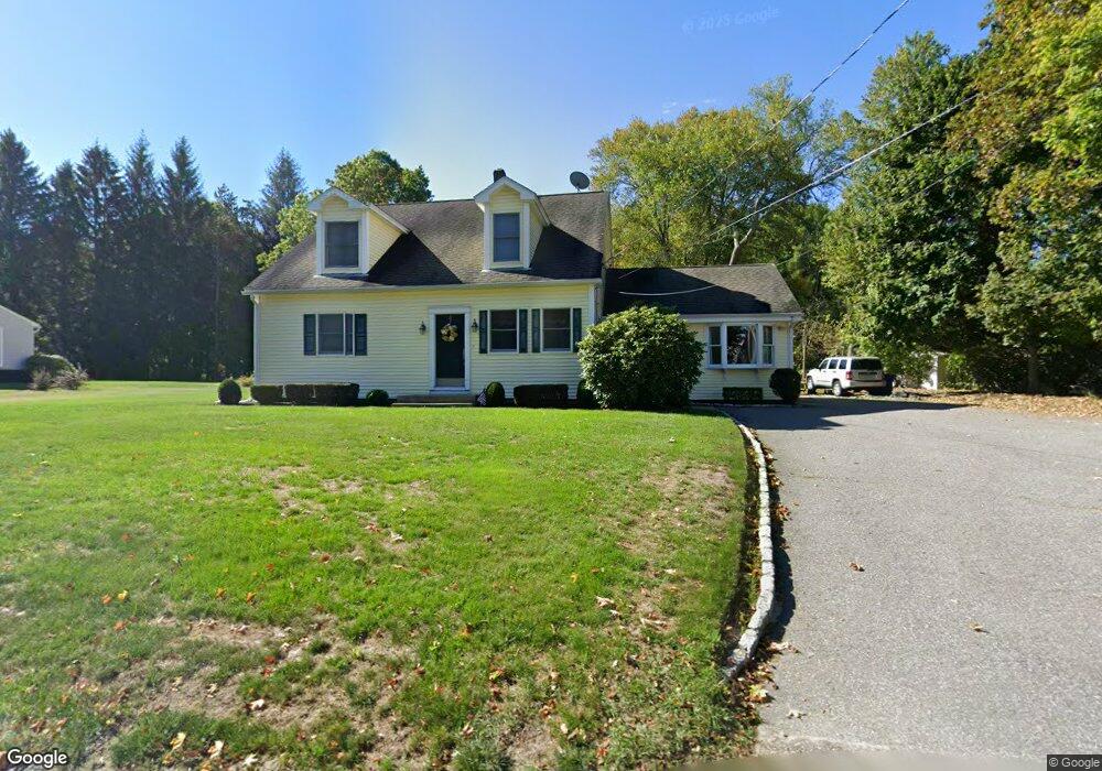 27 Old Common Rd, Lancaster, MA 01523 - photo 1