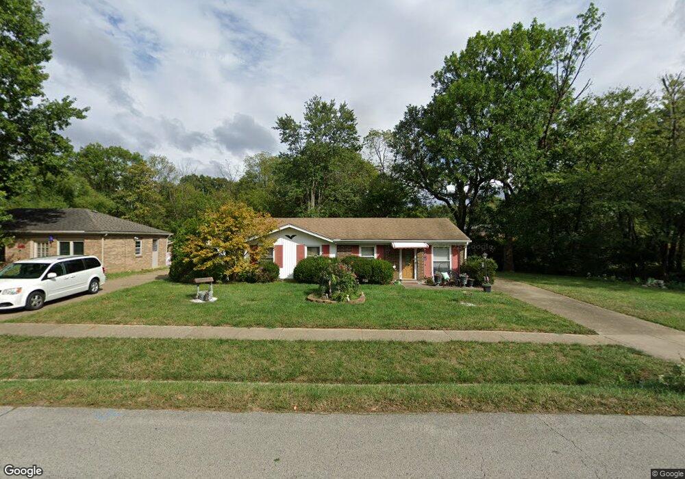 7713 Rochelle Rd, Louisville, KY 40228 - photo 1