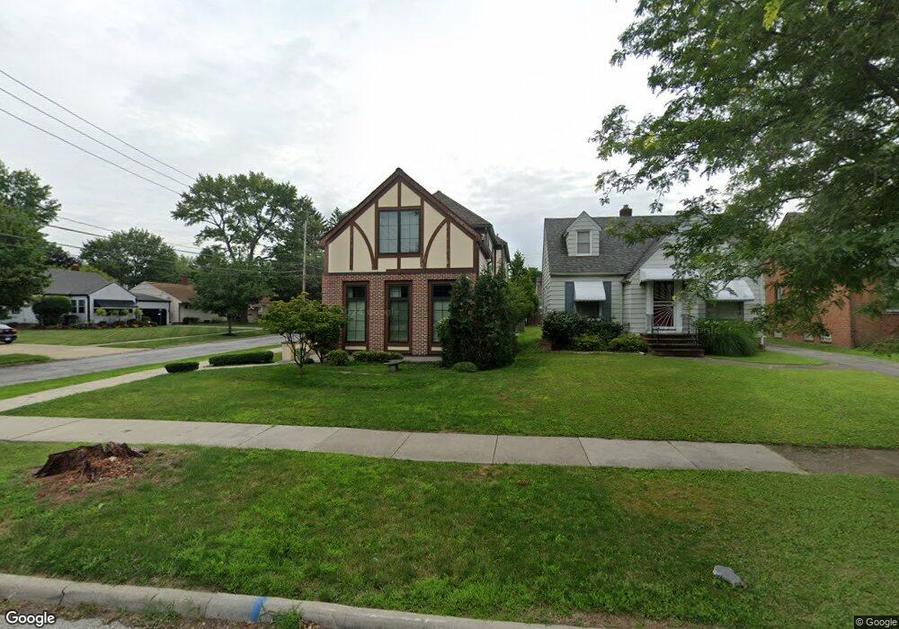 5101 Anthony St, Maple Heights, OH 44137 - photo 1