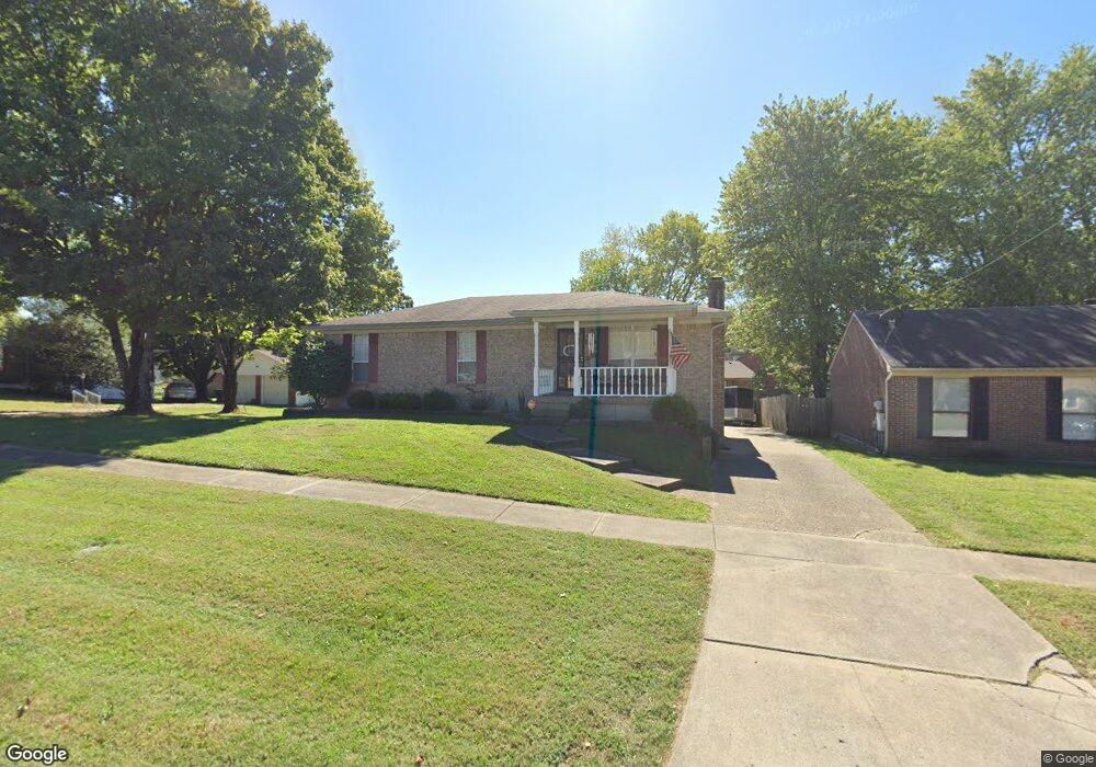 6906 Applegate Ln, Louisville, KY 40228 - photo 1