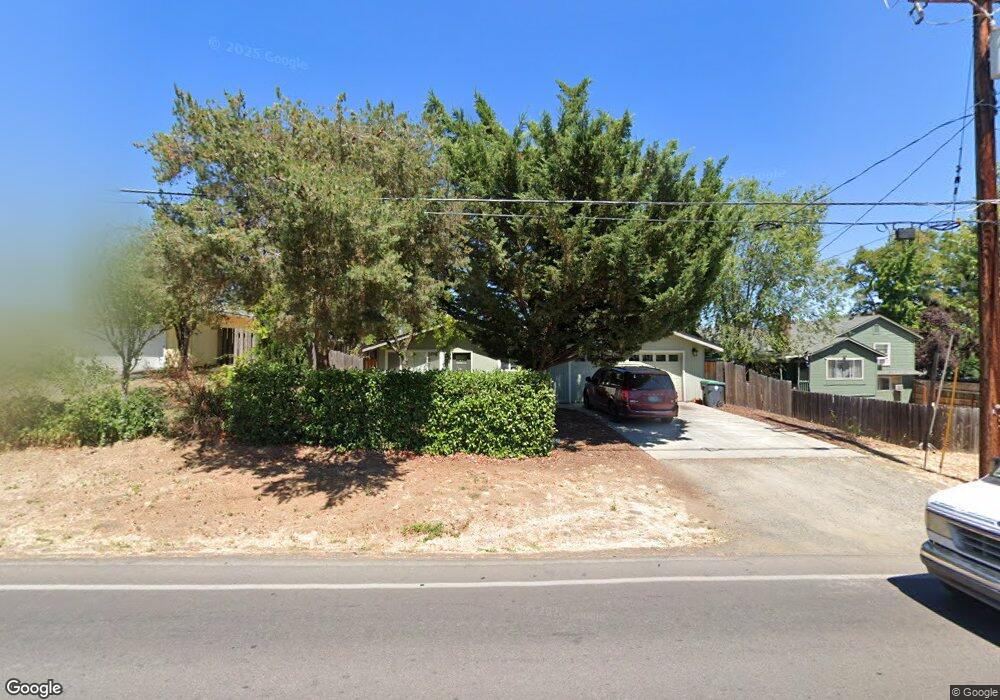 1869 Spring St, Medford, OR 97504 - photo 1