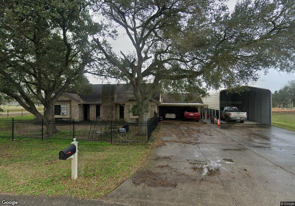 86 Robin Dr, Alvin, TX 77511 - photo 1