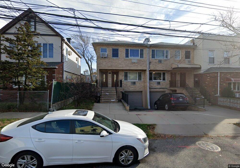 69-22 Caldwell Ave unit 2, Maspeth, NY 11378 - photo 1