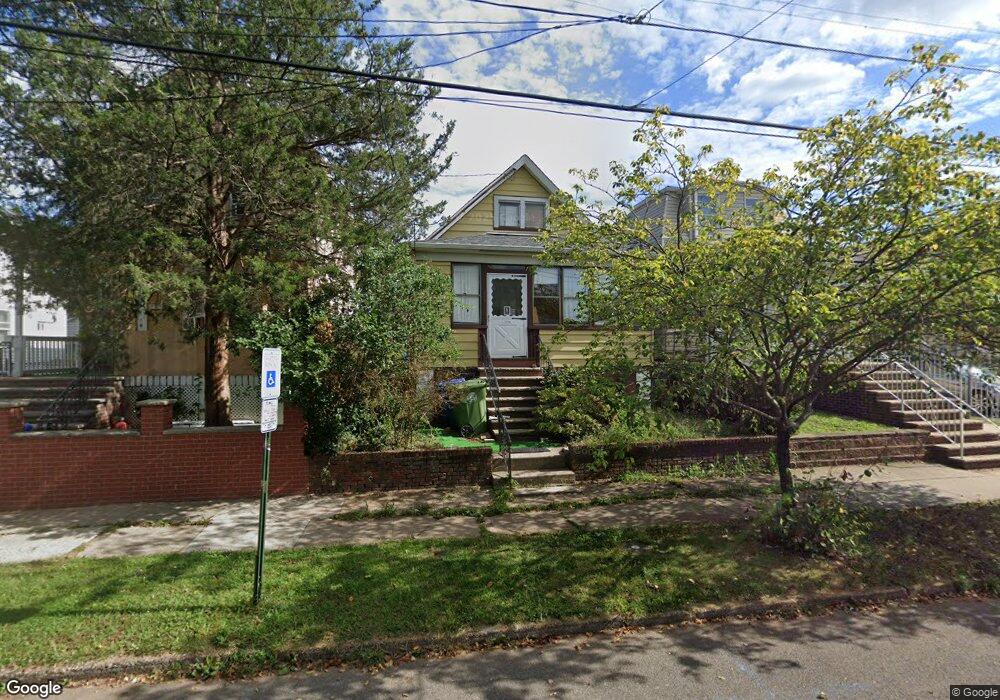 628 E Blancke St, Linden, NJ 07036 - photo 1