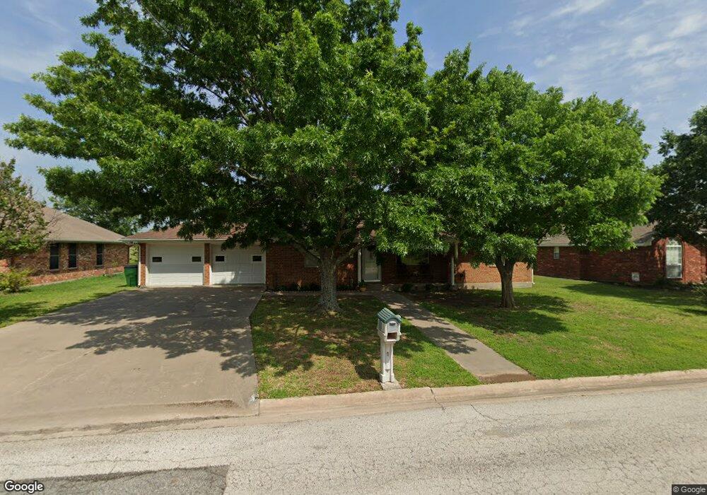 1111 W University Dr, Gainesville, TX 76240 - photo 1