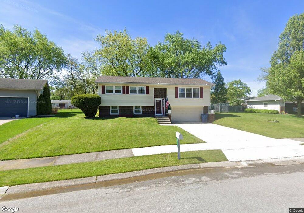 221 Omega Dr, Crown Point, IN 46307 - photo 1