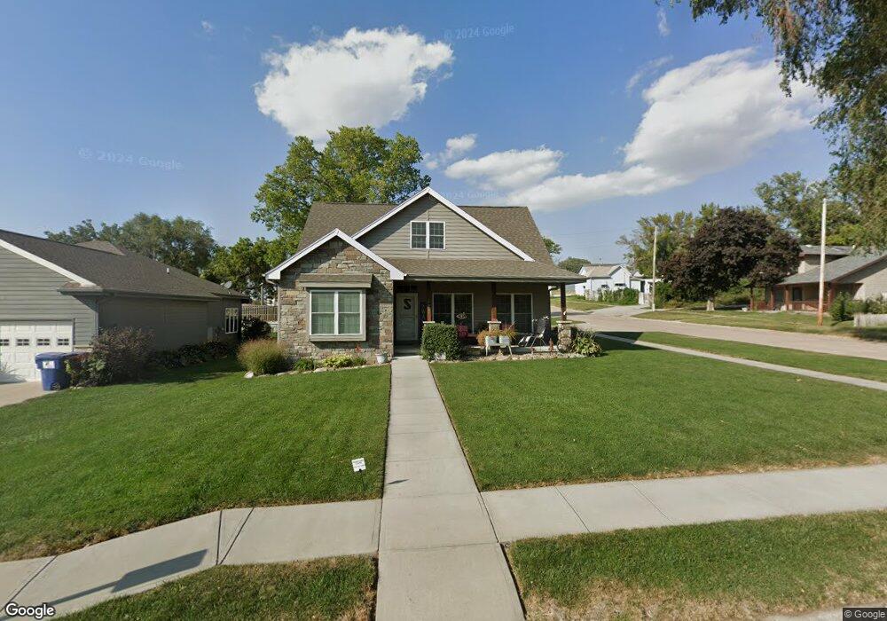 180 Vine St, Springfield, NE 68059 - photo 1