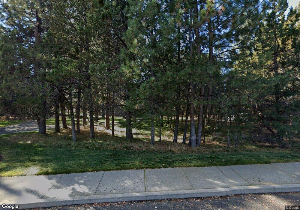 2617 NW Three Sisters Dr, Bend, OR 97703 - photo 1