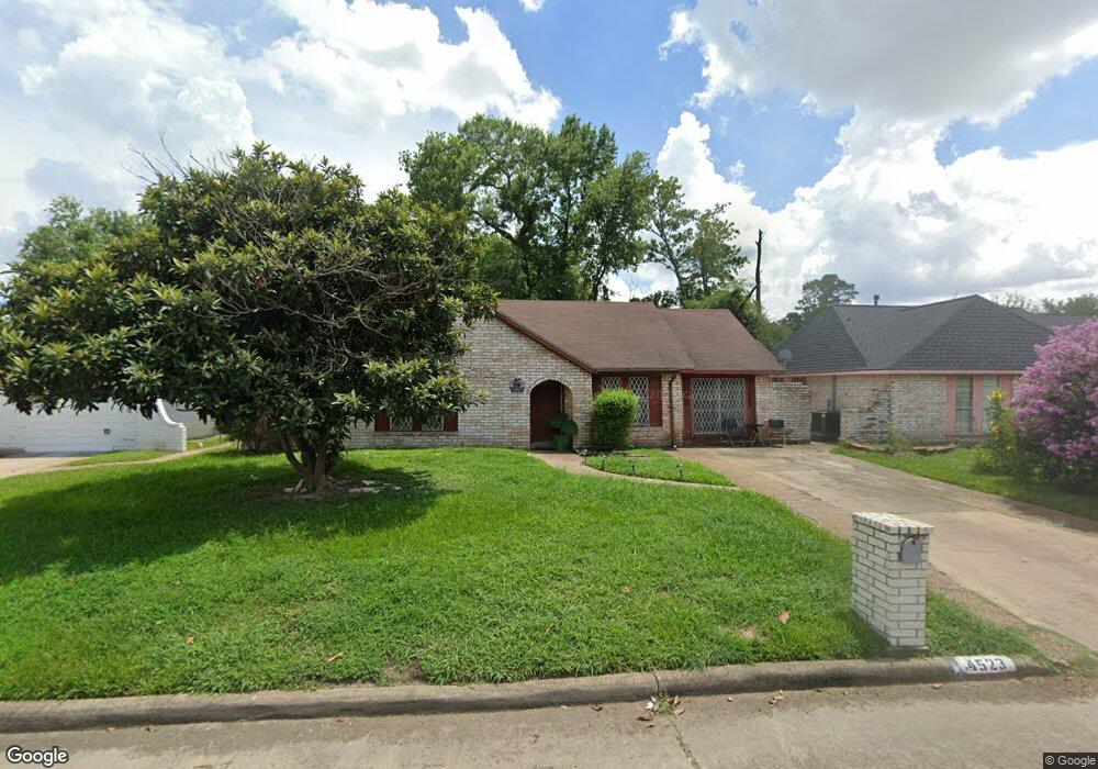 4523 Oak Shadows Dr, Houston, TX 77091 - photo 1
