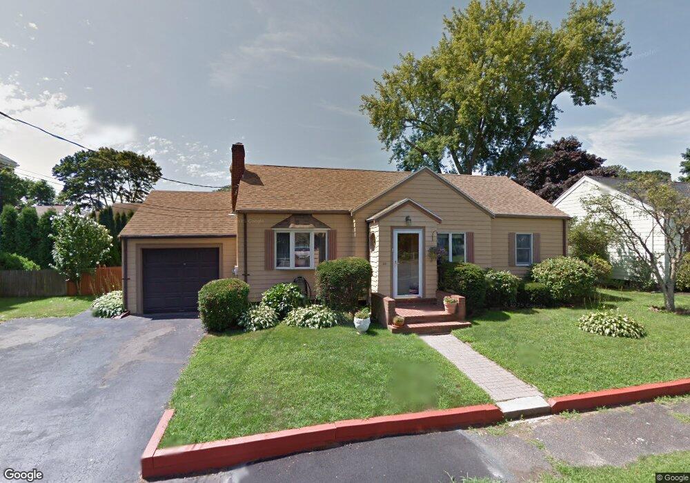 44 Cedar St, Marblehead, MA 01945 - photo 1