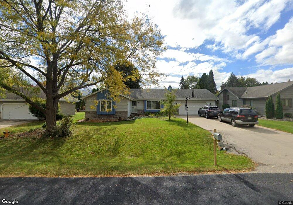 2653 W Sunnyview Rd, Appleton, WI 54914 - photo 1