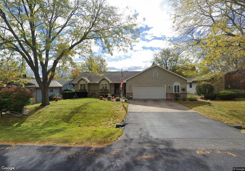 2647 W Sunnyview Rd, Appleton, WI 54914 - photo 1