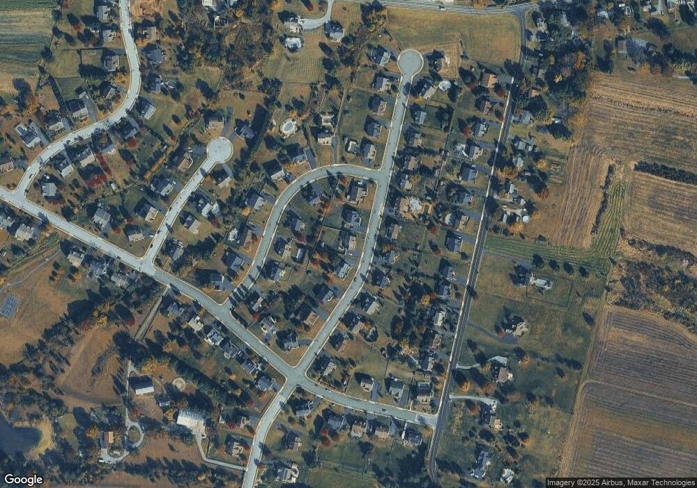 509 Pleasant View Dr, Douglassville, PA 19518 - photo 1