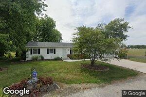 306 Linda Ave, Cisne, IL 62823