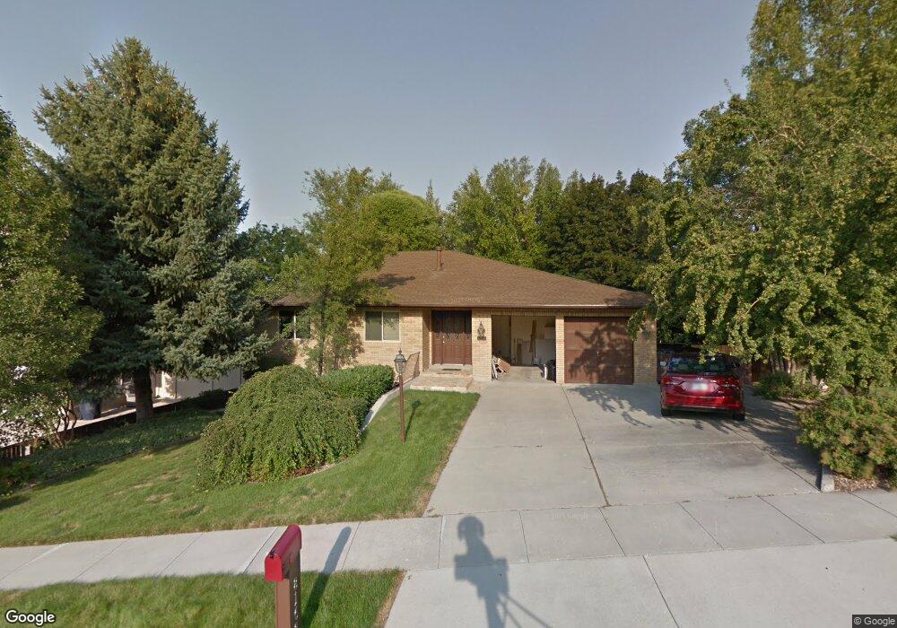 8163 S Miranda Ln, Sandy, UT 84093 - photo 1