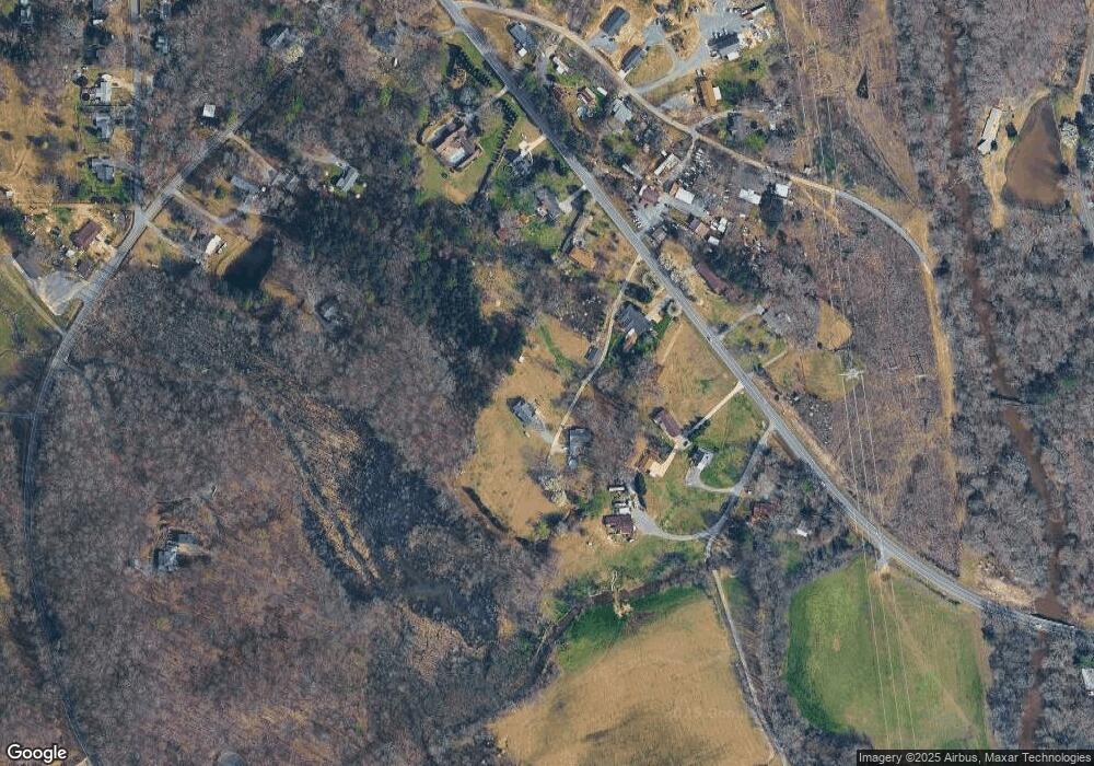 766 Dawnville Rd NE, Dalton, GA 30721 - photo 1