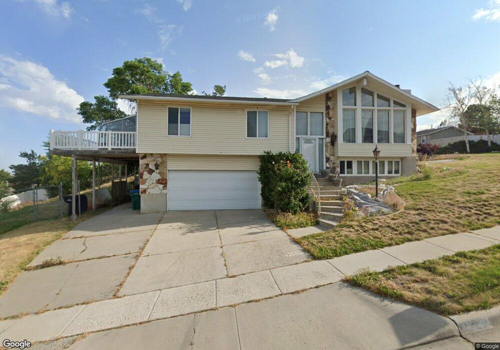 1521 Granada Dr, Sandy, UT 84093 - photo 1