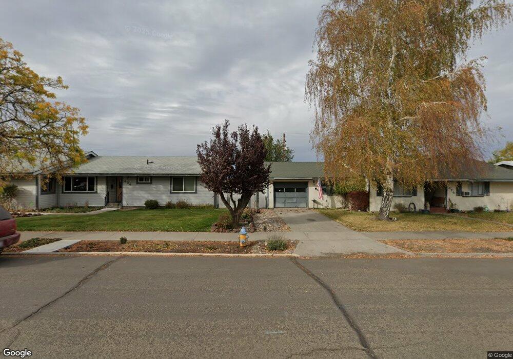 374 Mountain View, Lakeview, OR 97630 - photo 1
