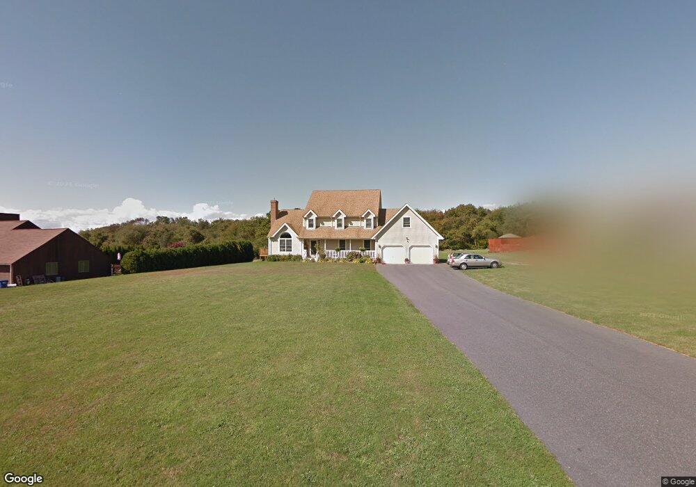 13 Ivy Meadows Ln, Westport, MA 02790 - photo 1