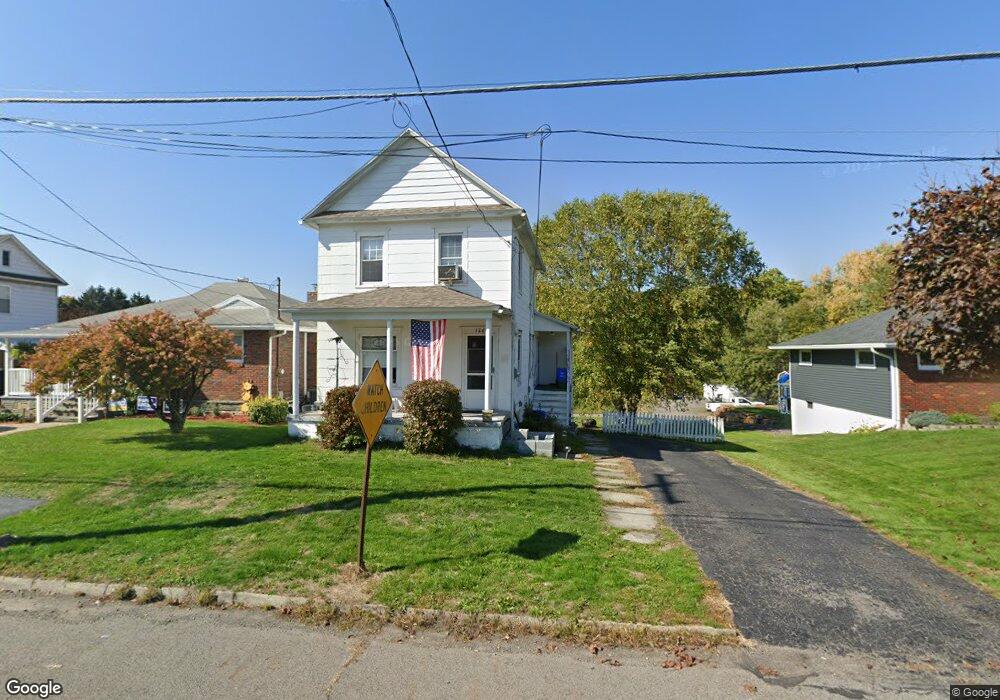 126 Center St, Dupont, PA 18641 - photo 1