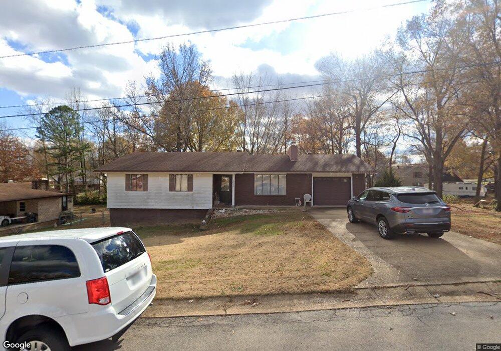 2036 Fernwood Rd, Poplar Bluff, MO 63901 - photo 1
