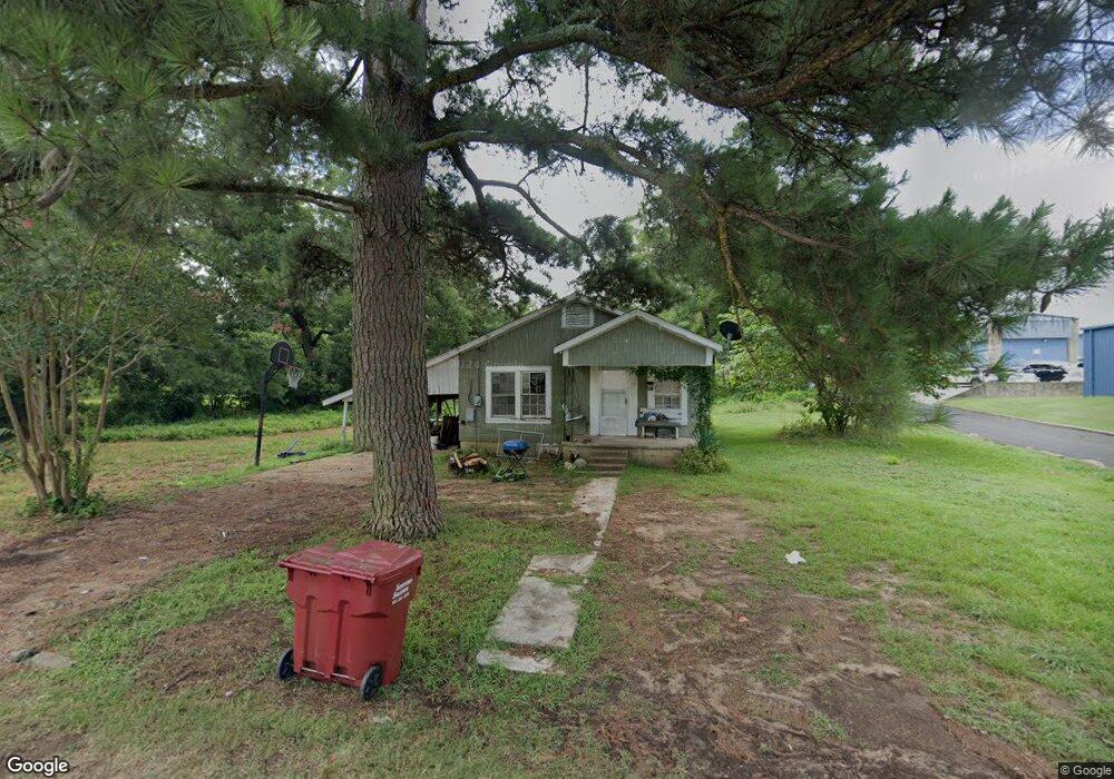 602 E Central St, Hugo, OK 74743 - photo 1